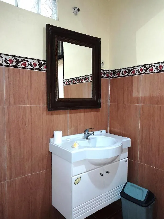 Panorama Hotel Ubud 2*,